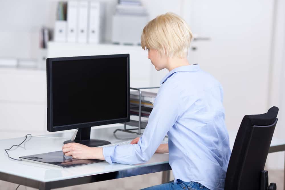 Black Screen After Installing New RAM (Causes, Fixes) (1) Black Screen After Installing New RAM (Causes, Fixes) (1)