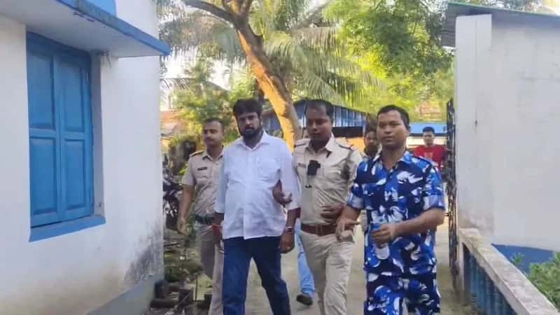 গাড়ির পর এবার বাগান! প্রাক্তন বিধায়ক বিশ্বজিতের বাড়ি থেকে উদ্ধার বন্দুক-গুলি, গ্রেফতার চালকও