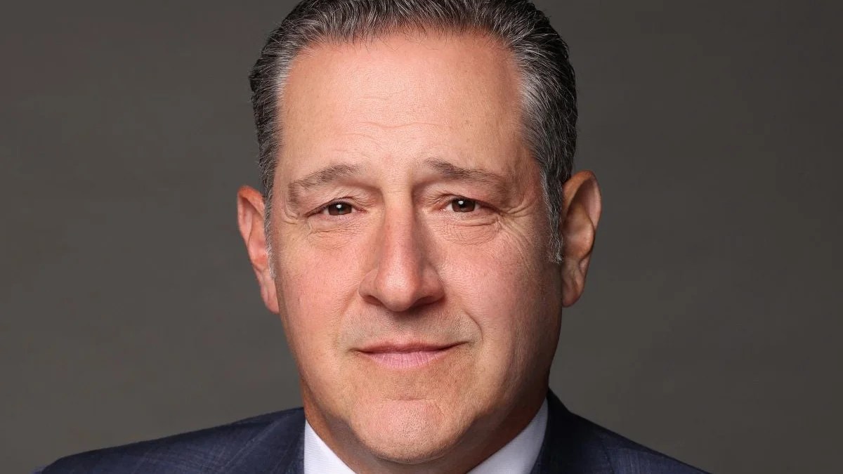 Lionsgate’s Ron Schwartz to Step Down as Film President and COO