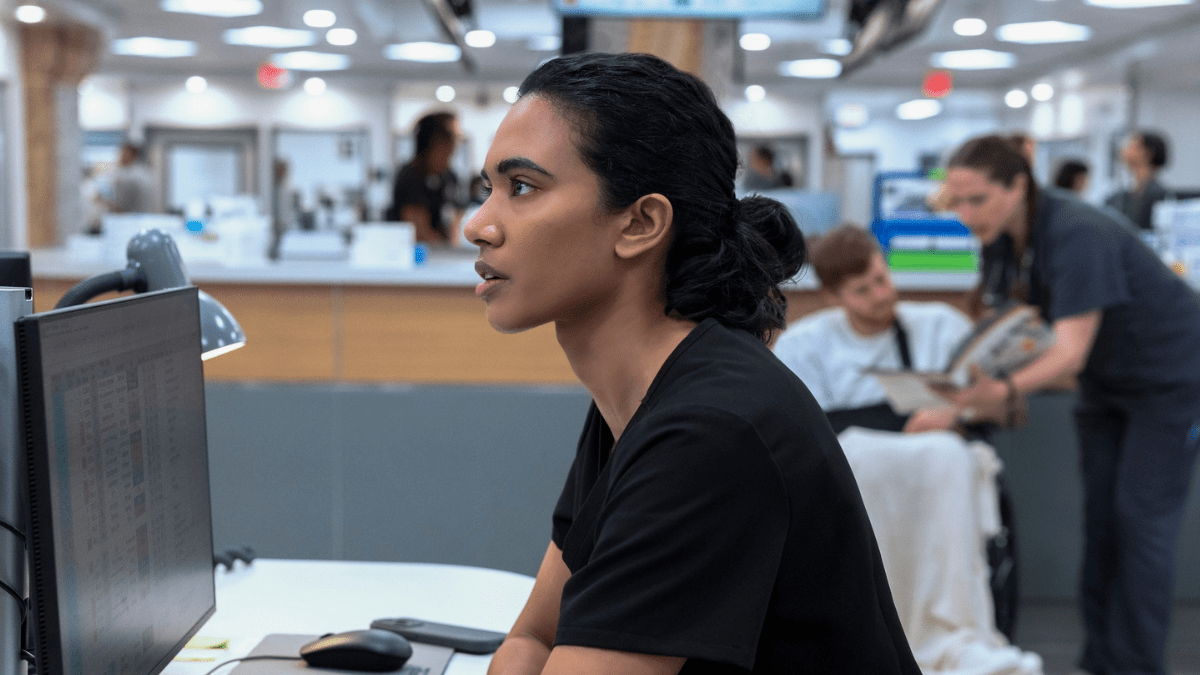 thewrap.com - Loree Seitz - The Pitt' Star Supriya Ganesh on Highlighting Healthcare Cuts in Season 2: 'I Hope Someone With Power Watches It