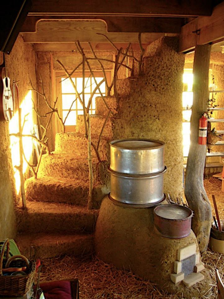 The outer end is fastened to the post and/or rafters. Rocket Stove and Cob Straircase Design | Straw Bale House
