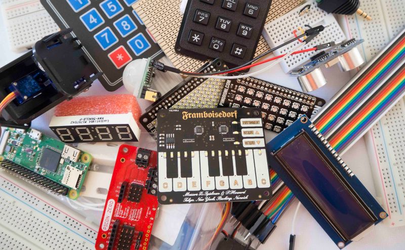 Introduction To Electronics And Programming With The Raspberry Pi Think Create Learn - Best Light Pictures in Retina
