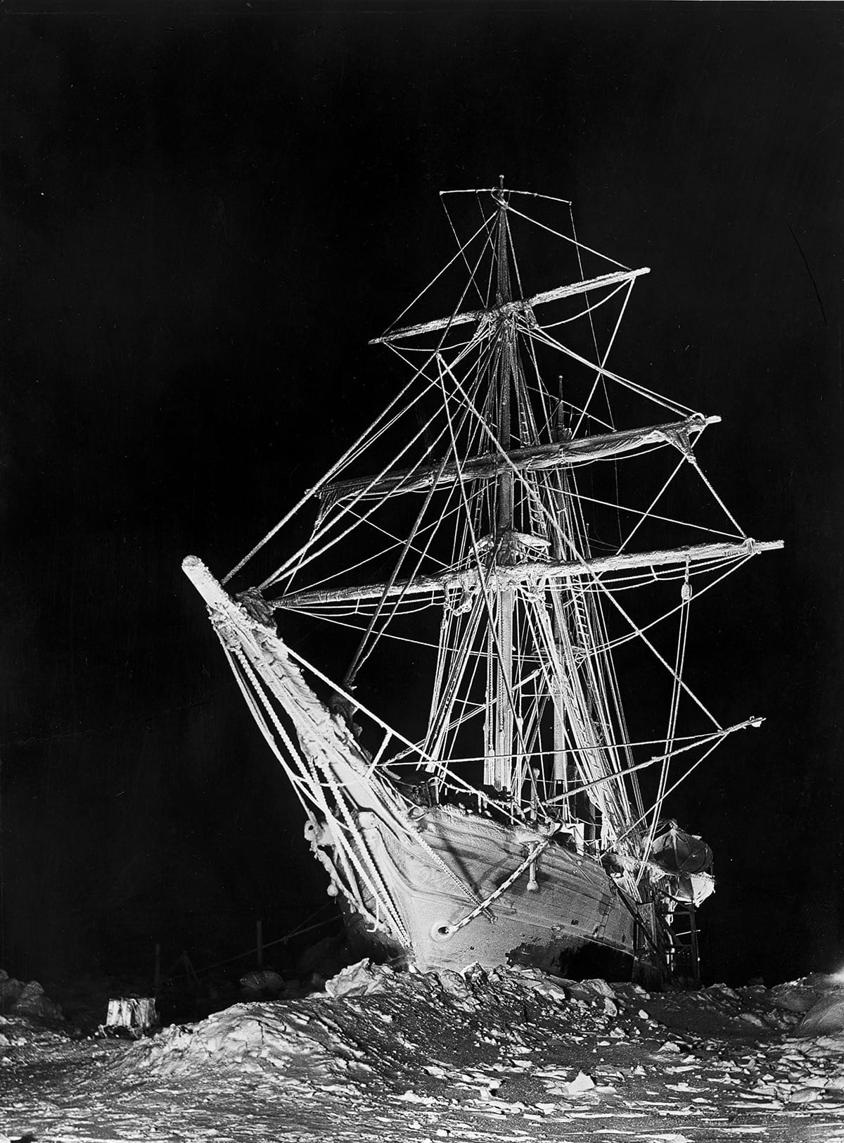 Select from 1178 premium endurance ship of the highest quality. Newly Restored Photos Of Shackleton S Fateful Antarctic Voyage Offer Unprecedented Details Of Survival Colossal