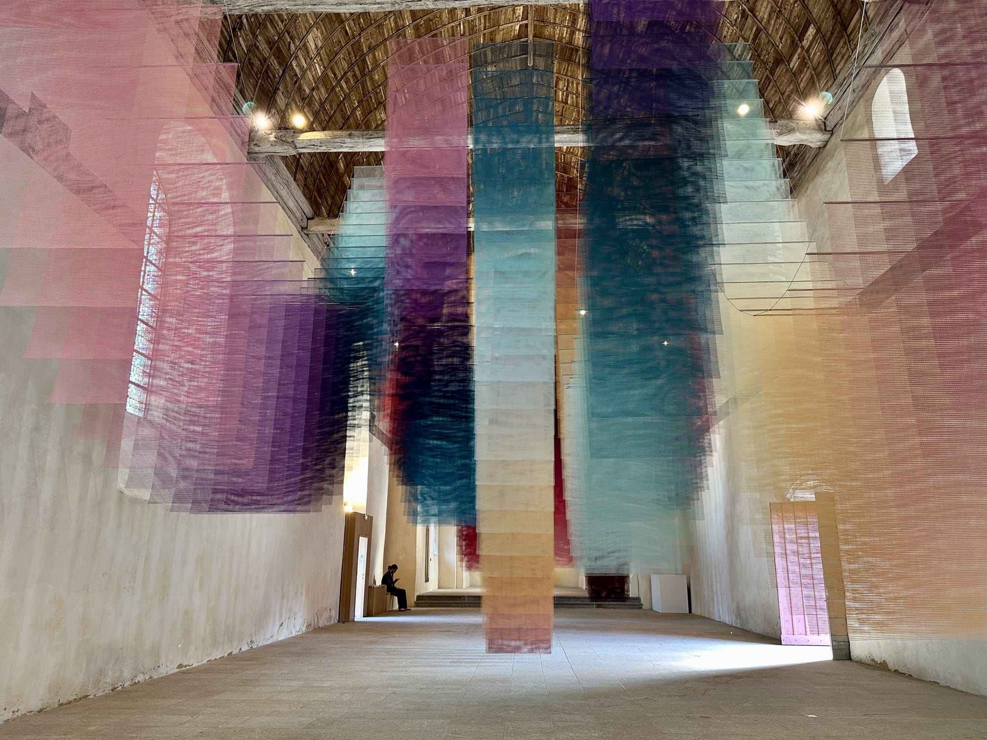 Tomislav Topić’s Prismatic Mesh Installations: Transforming Spaces with Light and Color (2025)