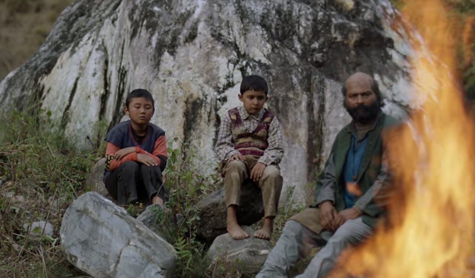 अभिभावकको असीमित त्याग र सन्तानको मर्म बोल्ने ‘रोल नं १’को भावनात्मक गीत ‘मेरो लागि तिमी’ सार्वजनिक