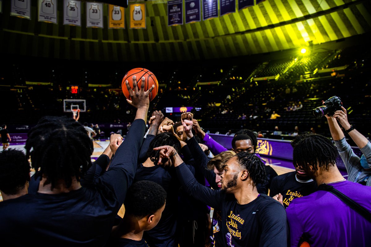 Lsu basketball team, free from ncaa tourney quarantine in indianapolis
