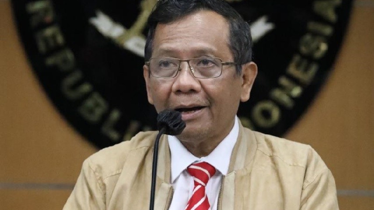 Mahfud MD Bicara Seberapa Bahaya KAMI bagi Pemerintahan Jokowi