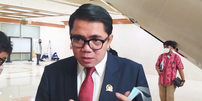 Soal Rektor UI Rangkap Jabatan, Arteria Dahlan: Saya Merasa Terlecehkan!