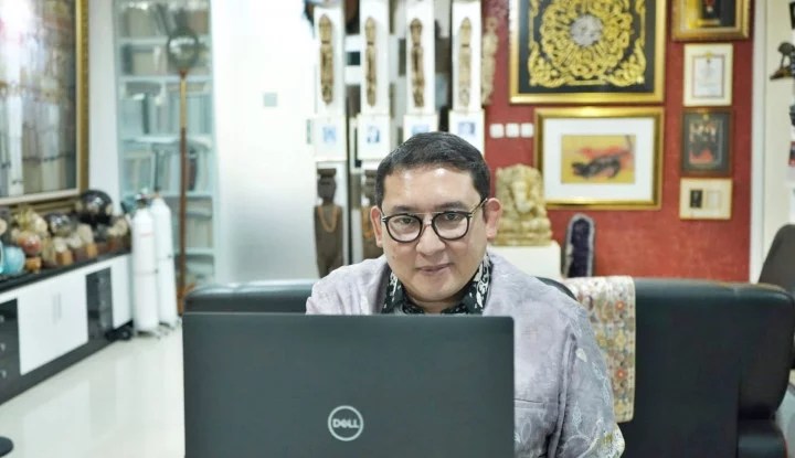 Dua Pekan Usai Ditegur Prabowo, Fadli Zon Berkicau dari Madrid