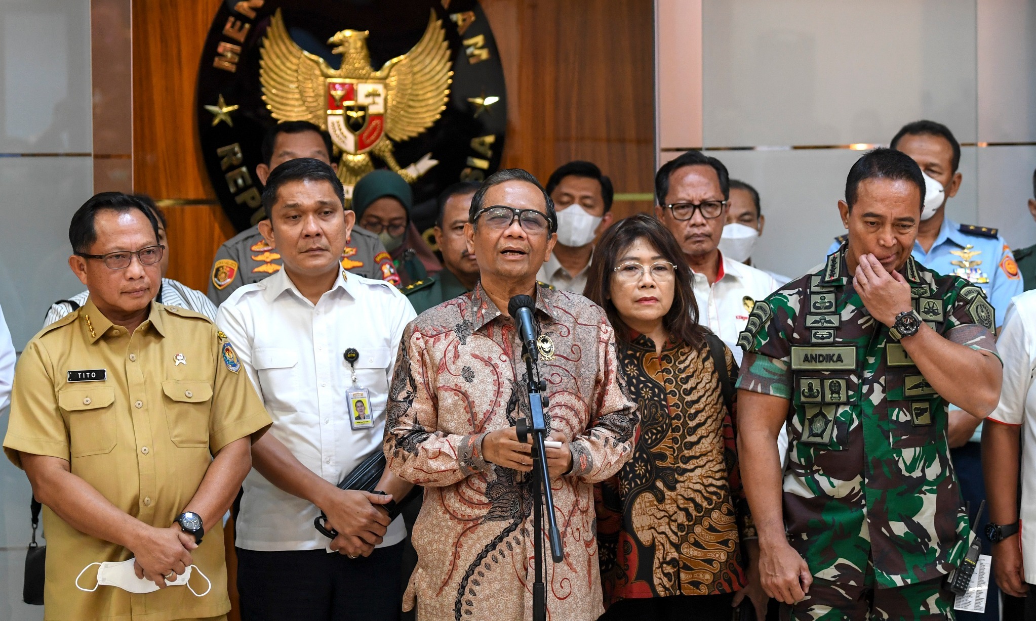 1 Bulan Tragedi Kanjuruhan: Tim Bentukan Jokowi Tak Digubris Polisi dan PSSI