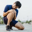 Ketahui Penyebab Makin Banyak Orang Muda Nyeri Lutut