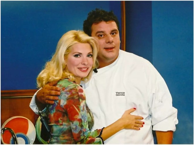 Χειροπέδες σε γνωστό τηλεοπτικό σεφ για χρέη 1,3 εκατ. ευρώ στο Δημόσιο - Αuτός είναι 1 galdis