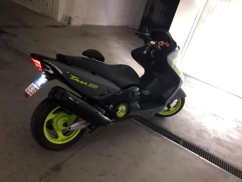 Modifica codino T Max 2001-2007 (6)