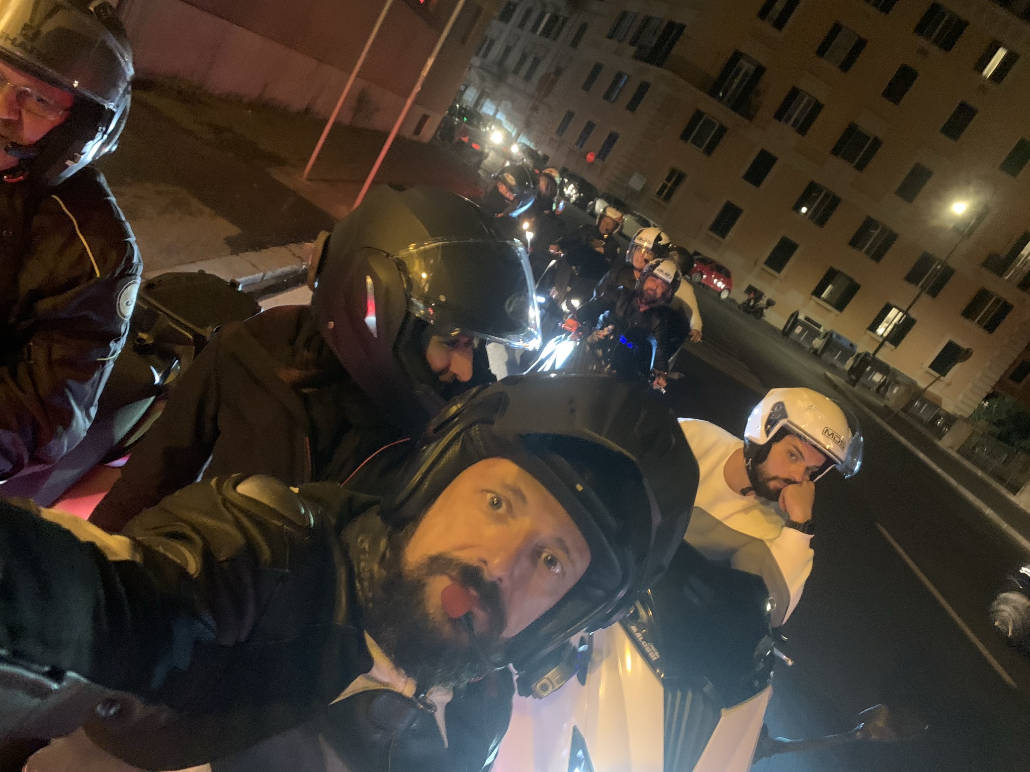 T Max Roma Club 19.09 (1)