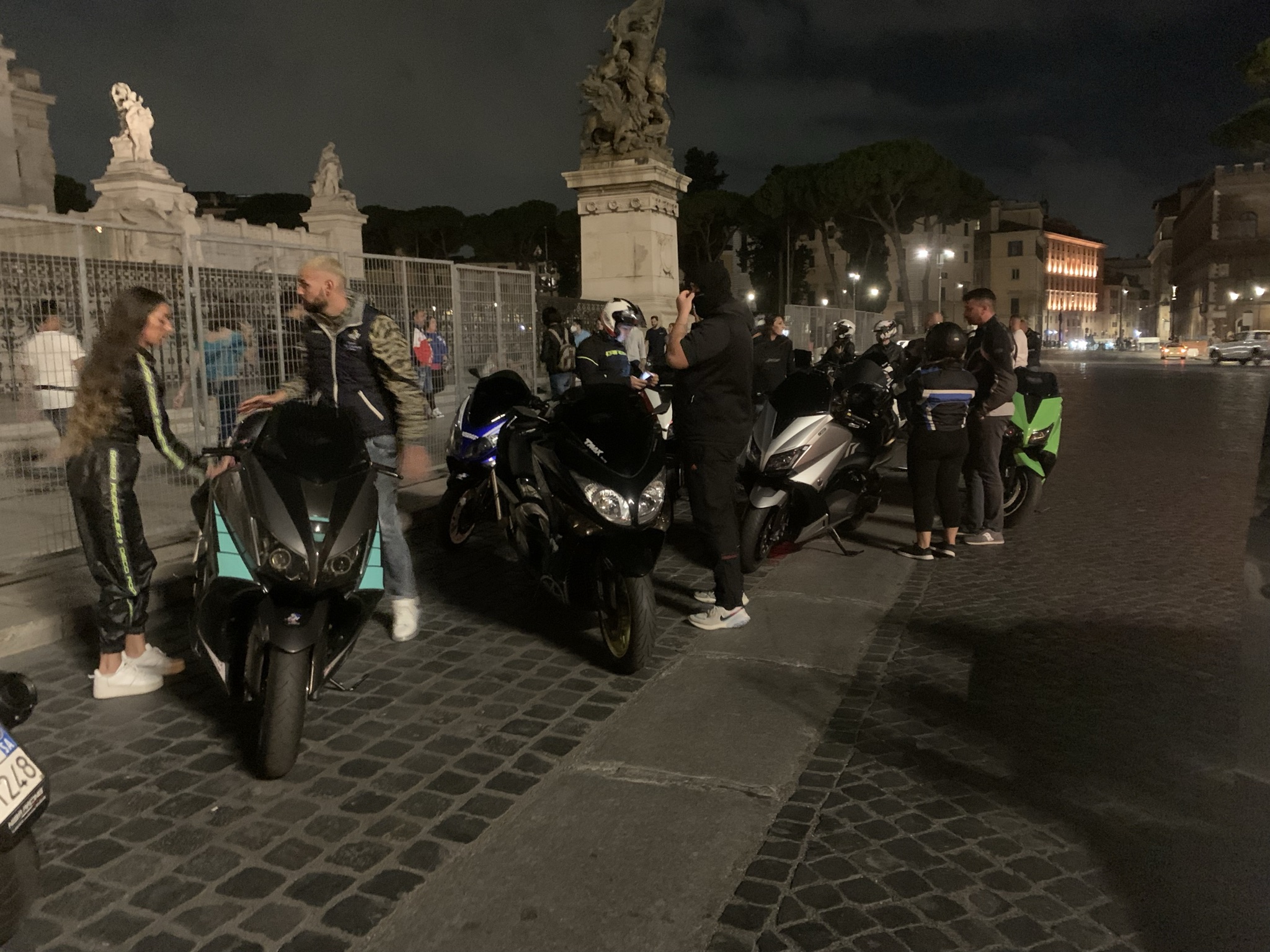 T Max Roma Club 19.09 (6)