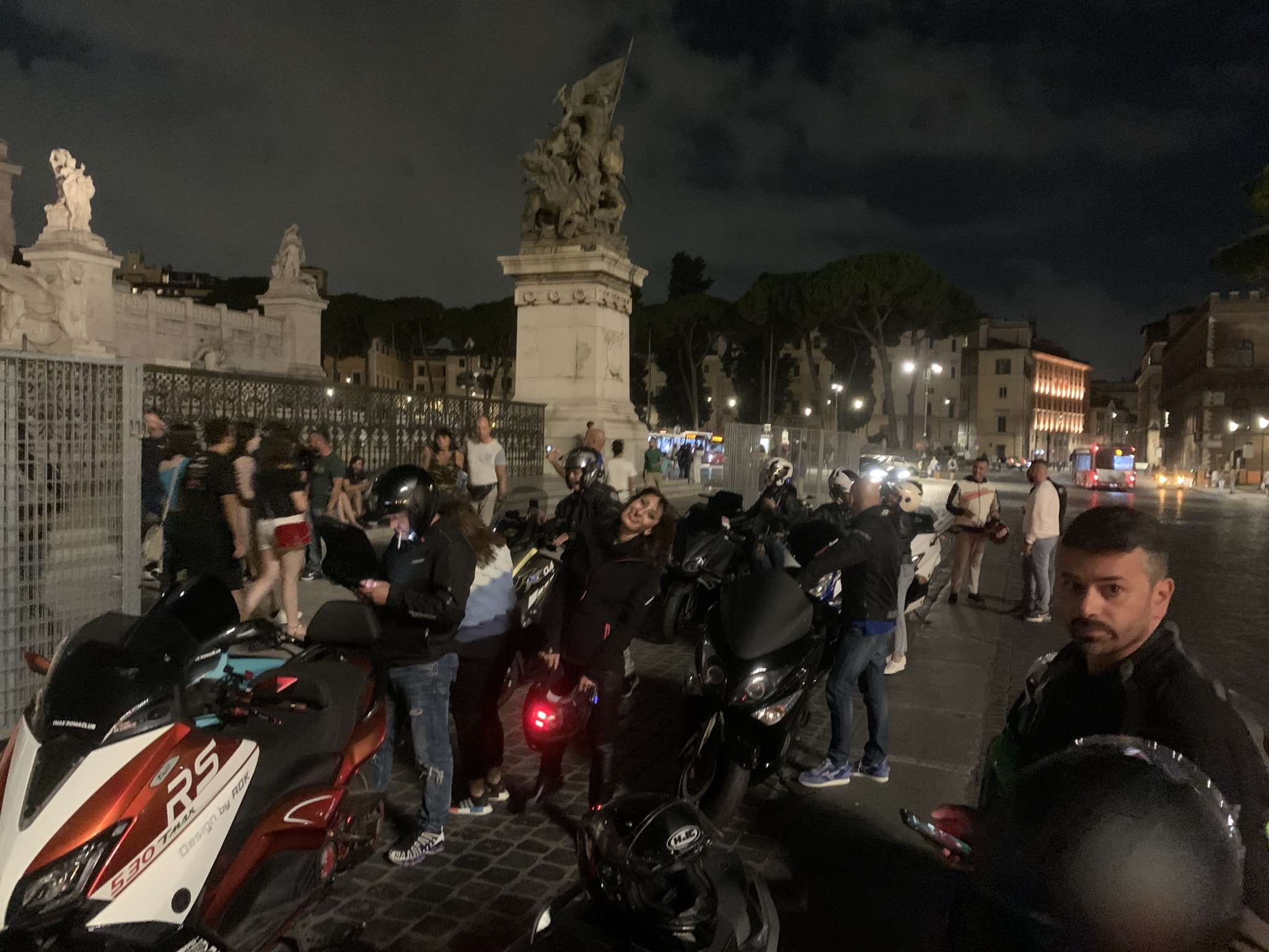 T Max Roma Club 19.09 (7)