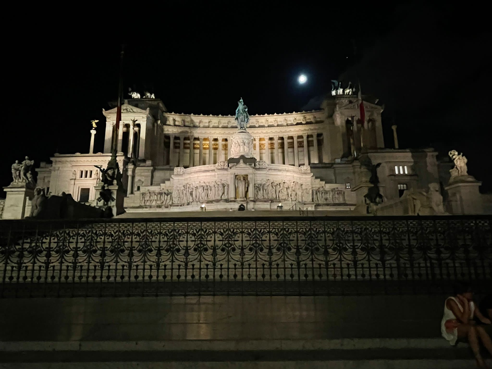 T Max Roma Club 19.09 (90)