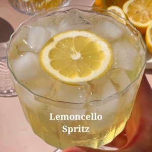 Limoncello Spritz