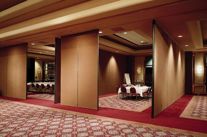 pintu partisi geser, pintu partisi ballroom, partisi ballroom, penyekat ruangan, partisi peredam suara, partisi ruangan geser,