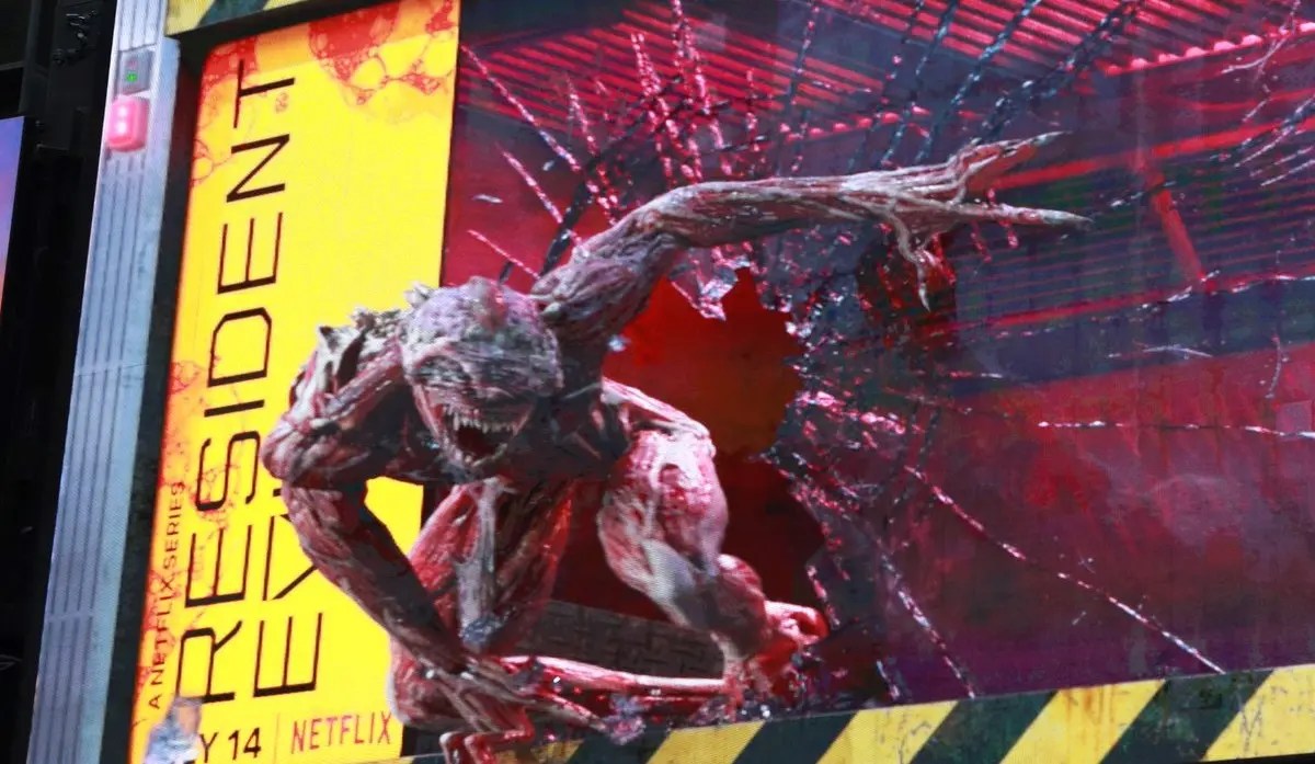 【Netflix】『実写ドラマ版『バイオハザード』の3D広告が怖すぎる リッカーがガラスを突き破り襲いかかってくるような映像』についてTwitterの反応