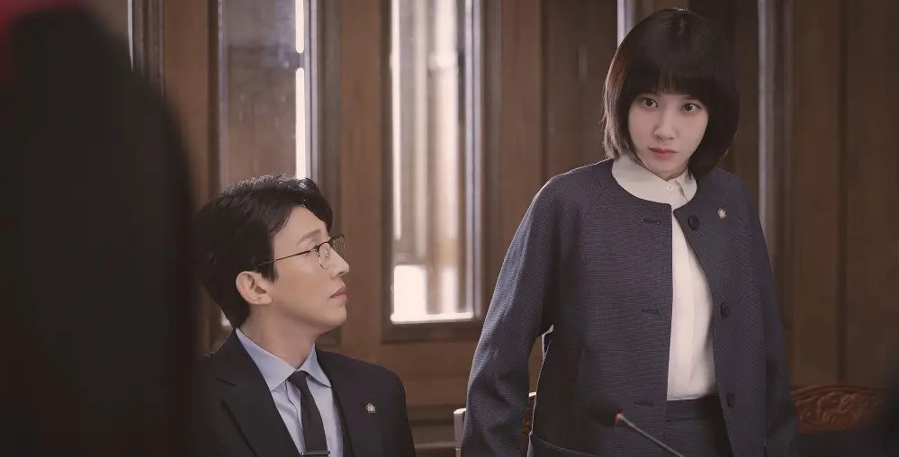 【勧善懲悪の世界】『なぜ韓ドラ界で“リーガル・ブーム”が巻き起こっているのか』について