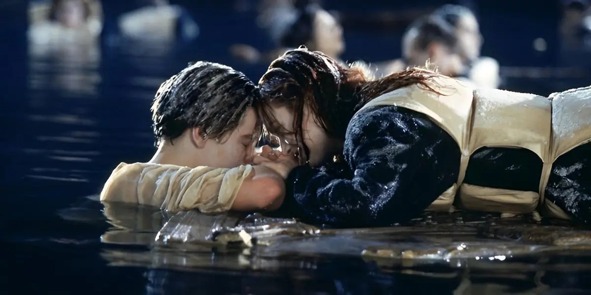 【タイタニック 後編】2週連続放送中映画『タイタニック』後編今夜放送!「碧石のハート」の行方は?静かに眠りについたローズがジャックと再会する解釈は?