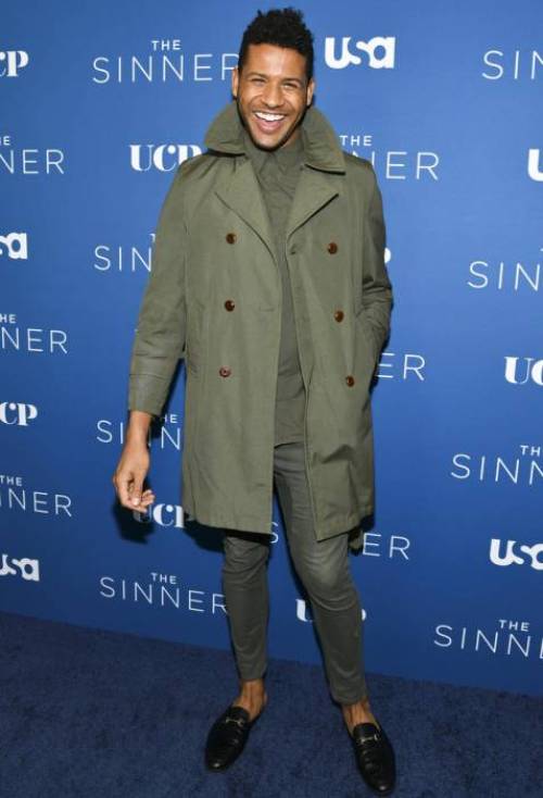 Jeffrey Bowyer Chapman Looks