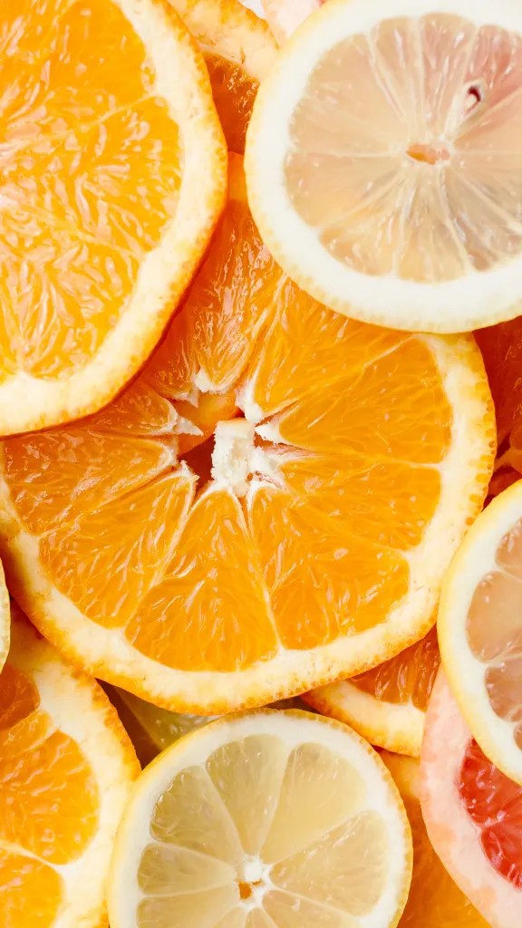 6 Fragrant Categories: Understanding the Aroma of Essential Oils