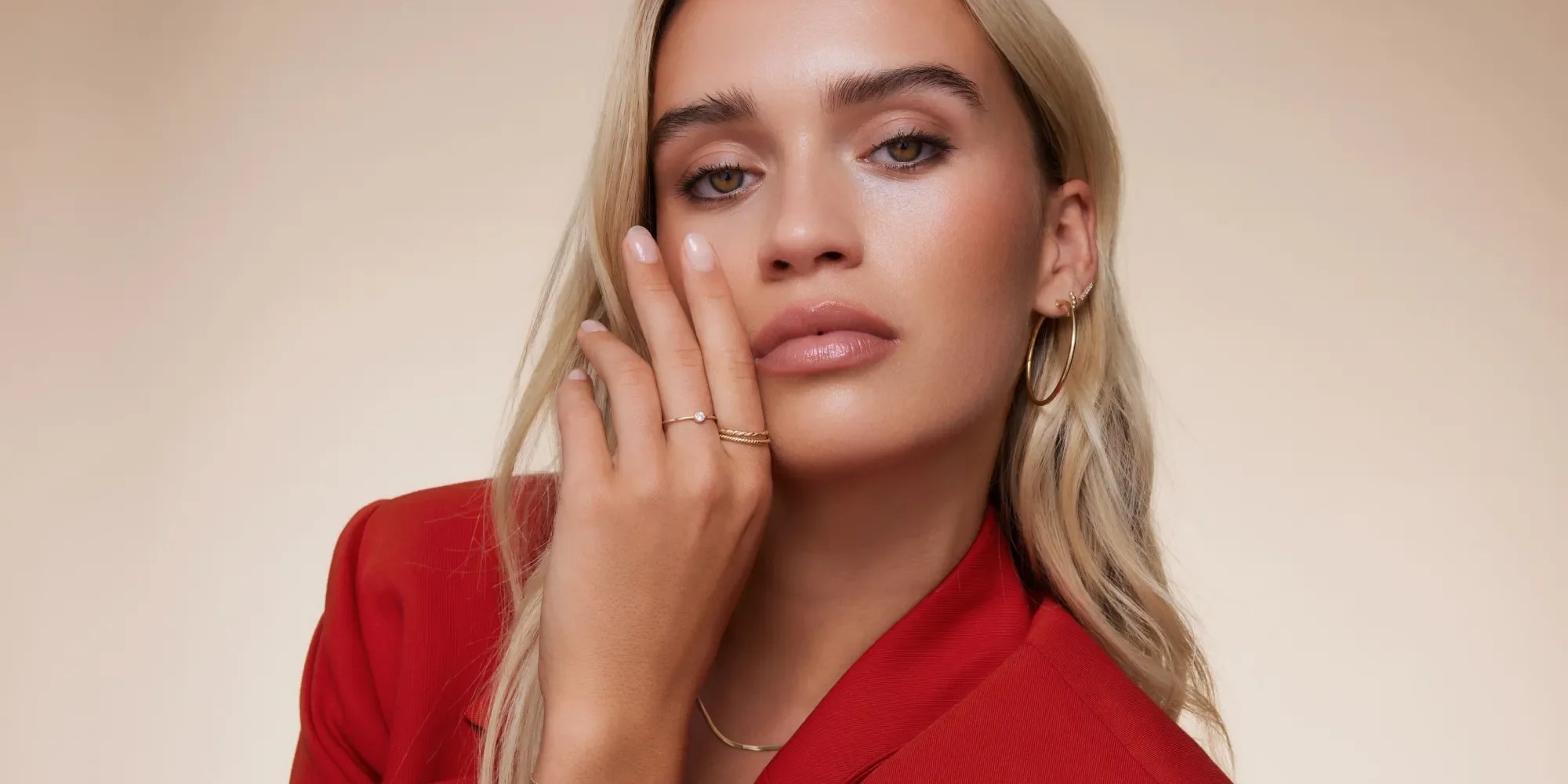 Gold Essential Hoops Tov Essentials - Artistic Nature Image - 4K