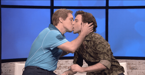 Snl Gay Kiss 92