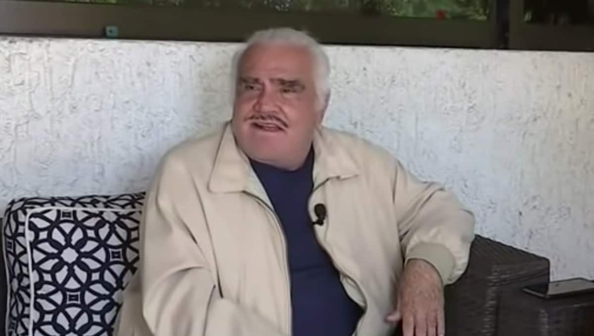 People interested in vicente fernandez now also searched for. Mexican Entertainment Icon Vicente Fernandez Refused Transplant Because He Didn T Want A Gay Person S Liver Towleroad Gay News