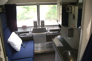 9.7k subscribers in the amtrak community. Photo 3