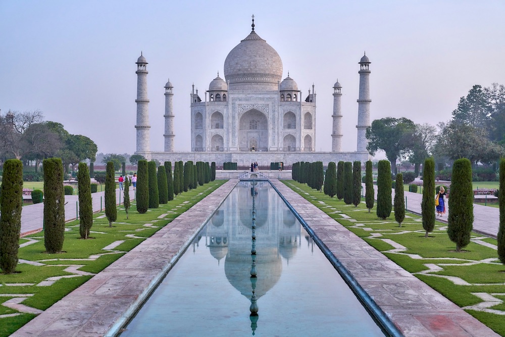 IntoxIcatIng IndIa: Savor a Stay at the ImperIal & the leela palace new delhI