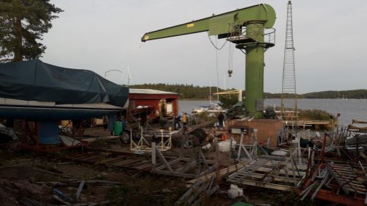 Pitkäkarin telakka ja nosturi