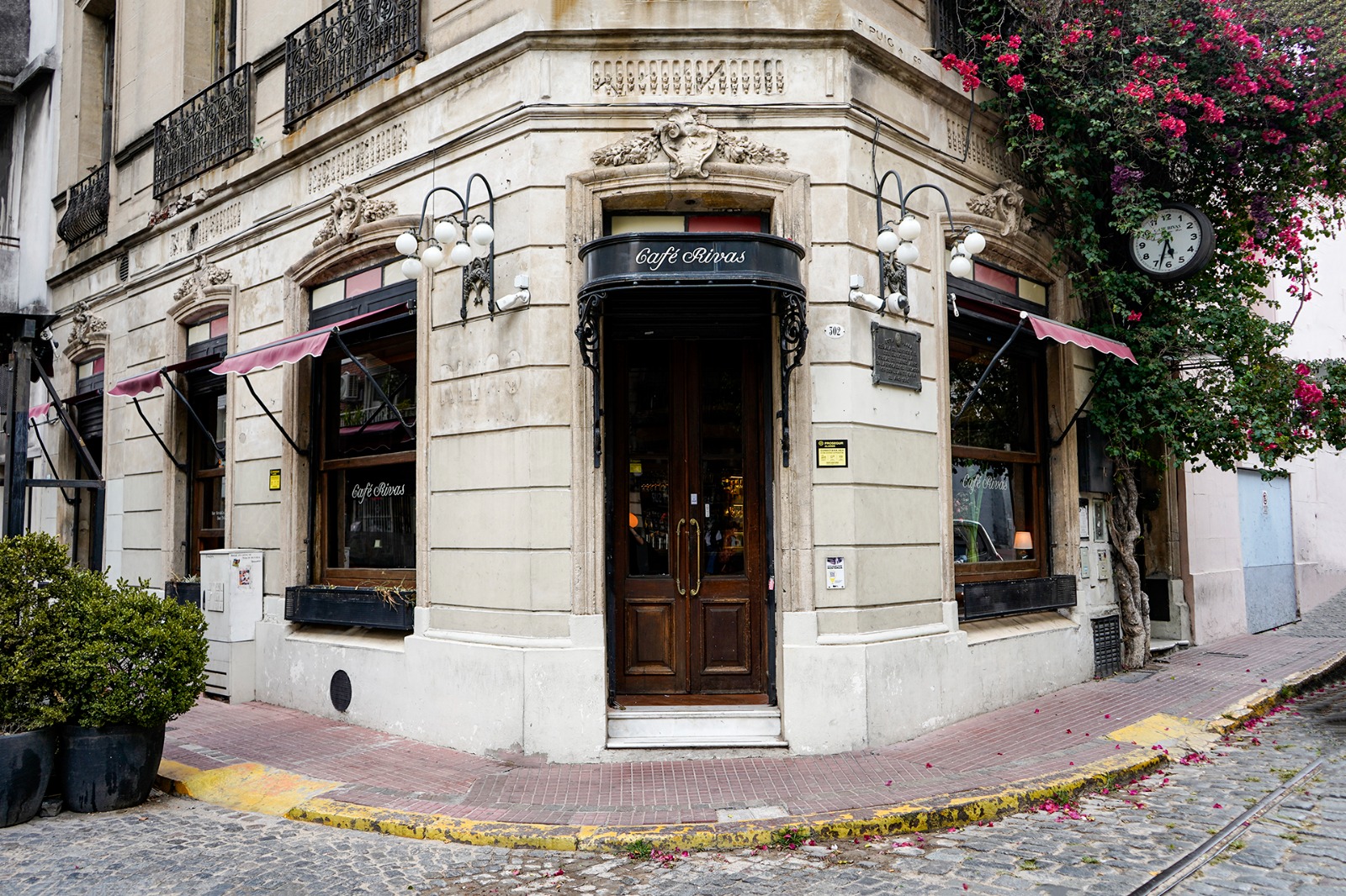 Buenos Aires suma 12 nuevos Bares Notables: cuáles son y dónde encontrarlos