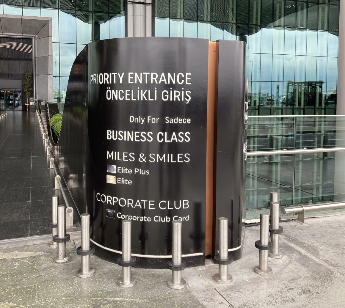 Istanbul Airport Business Class Priority Entrance 