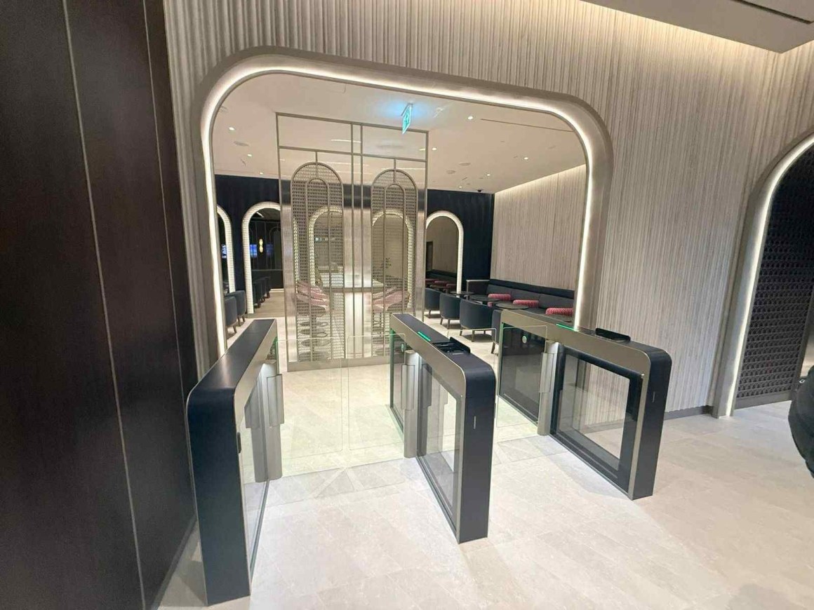 entrance to the new BA lounge in Dubai