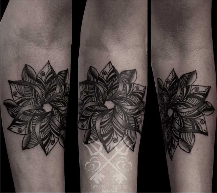 Geometric Tattoo Mandala Arm Tatuaggio Mandala Geometrico Avambraccio - Tuttotattoo.com 805_x_905_png