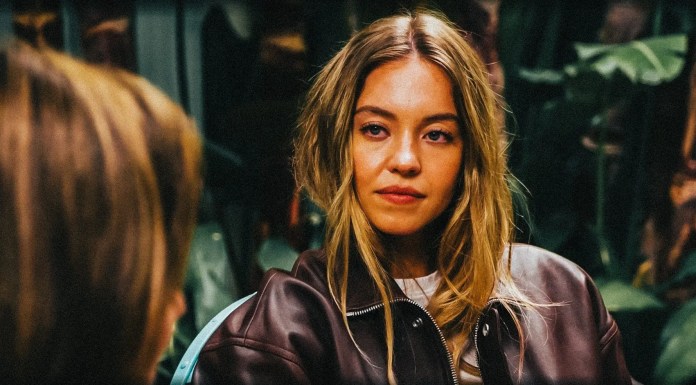 Sydney Sweeney REMET À SA PLACE une journaliste de GQ qui tente de la piéger Sydney Sweeney GQ