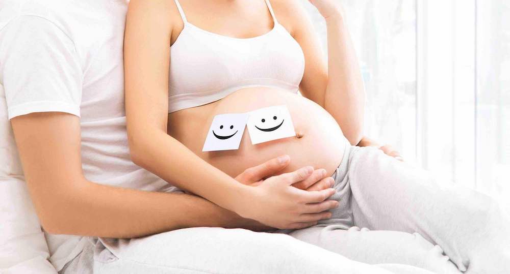 One helpful way to determine whether or not you’re pregnant is to take a test. When Do You Start Showing With Twins Twinstuff