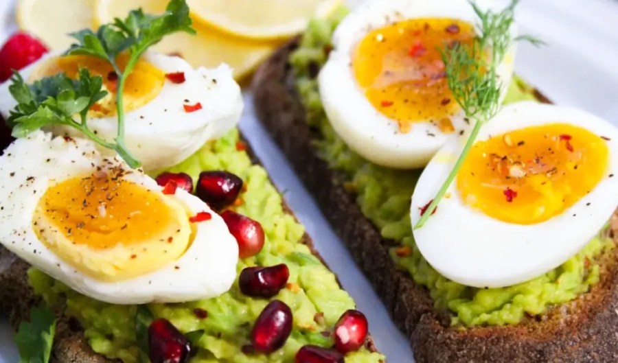 Eggs: A Protein-Rich, Versatile Breakfast Option - One of the 4 Weight Loss Breakfast