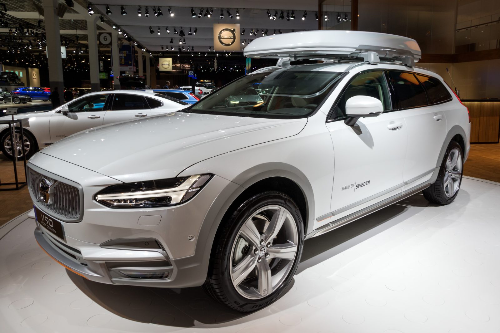 Top 10 safest cars