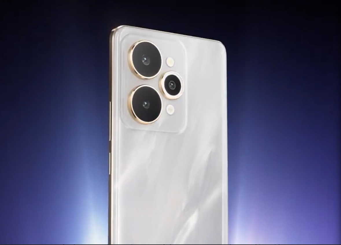 Realme تحسم الجدل – لا وجود لهاتف Realme 15 Pro+ في سلسلة Realme 15