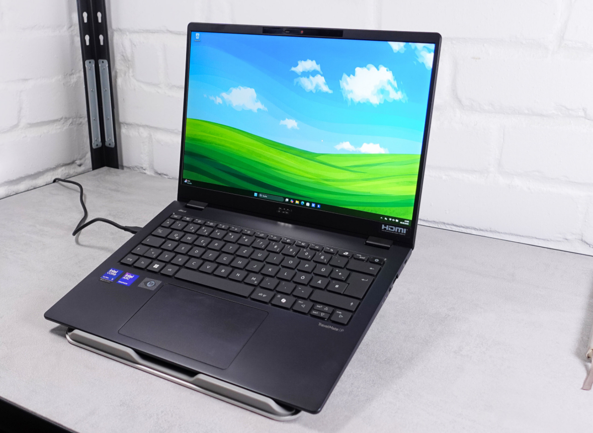 ميزات ذكية بجهاز Acer TravelMate P6 تتألق في الاستخدام اليومي 