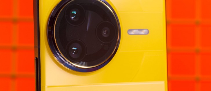 تسريب تفاصيل كاميرا هاتف Poco F8 Ultra المعروف أيضًا باسم Redmi K90 Pro 