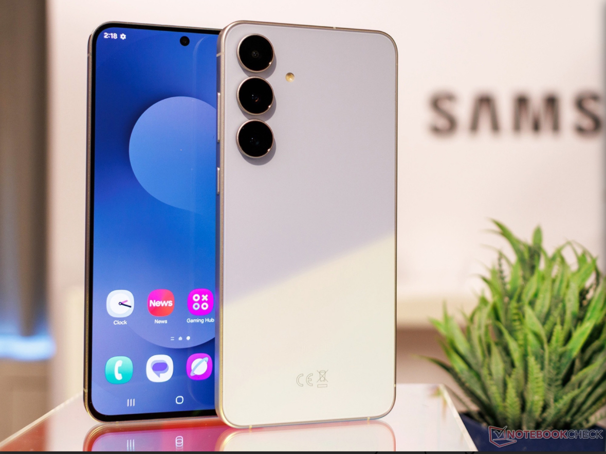 هاتف Galaxy S25 FE يخيب الآمال في اختبارات DxOMark ويتفوق عليه Google Pixel 6a