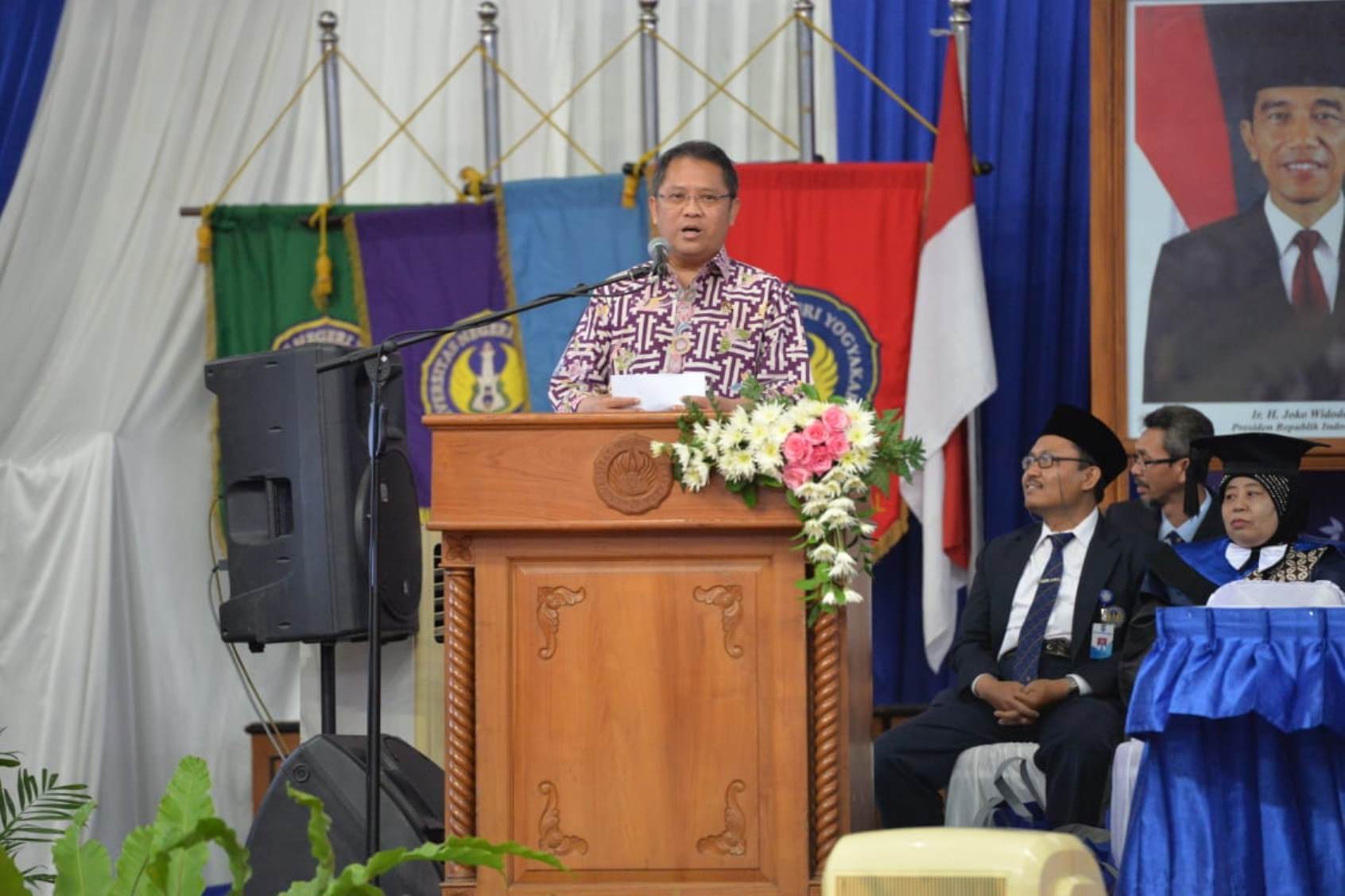 MAHASISWA HARUS ADAPTIF TERHADAP PERUBAHAN | Universitas Negeri Yogyakarta