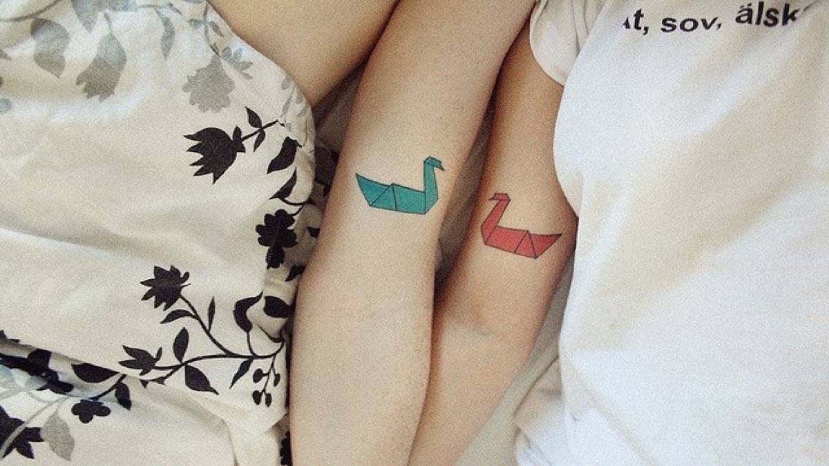 42 Hermosos Tatuajes De Parejas Que Podrían Inspirarte A Llevar Tu Amor En La Piel | Upsocl 675_x_1200_jpg