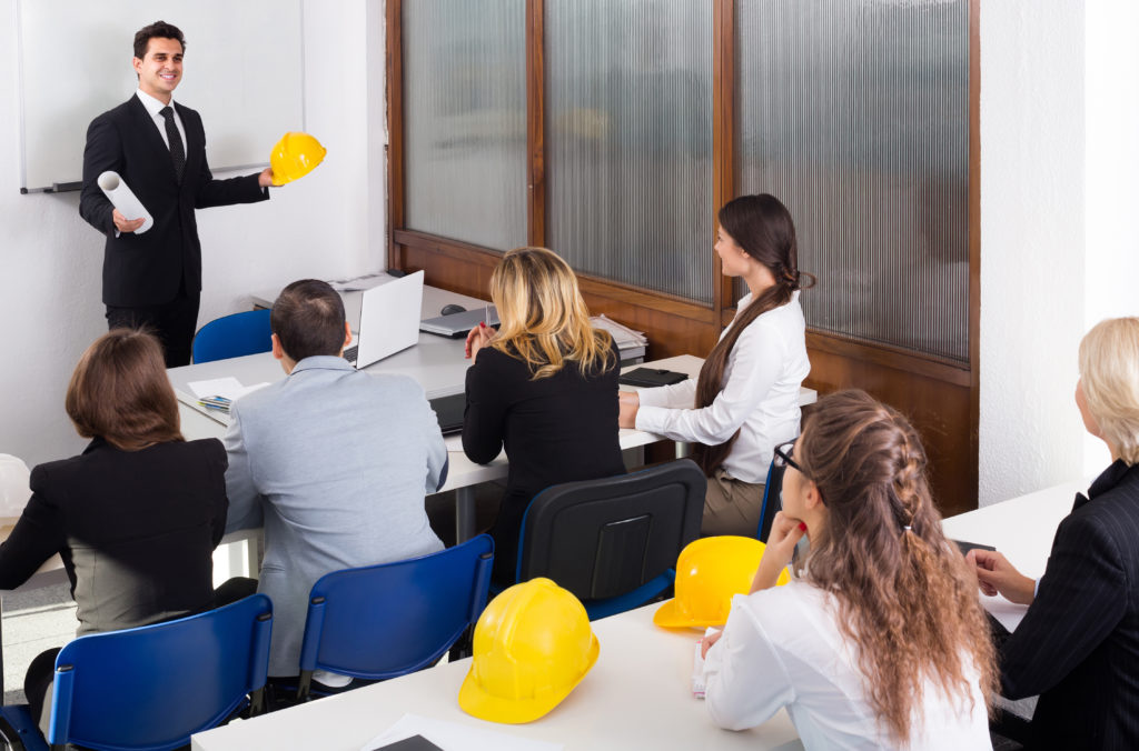 Corso Sicurezza Sul Lavoro | Corsi Obbligatori - Uptraining 676_x_1024_jpg