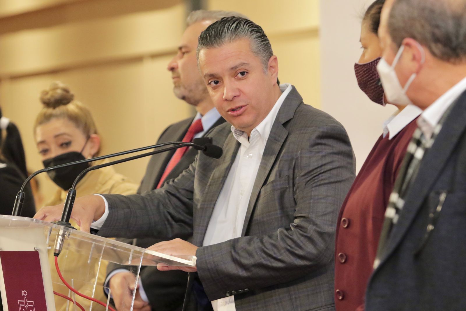 Gobierno de Michoacán busca disminuir pago de deuda bancaria e invertir más en obra pública